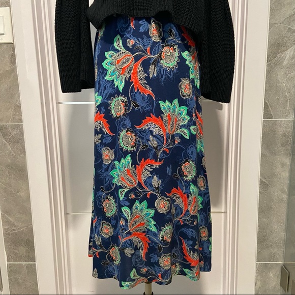 EUC Appleseed’s multicolor patterned fully lined midi skirt - Picture 1 of 10